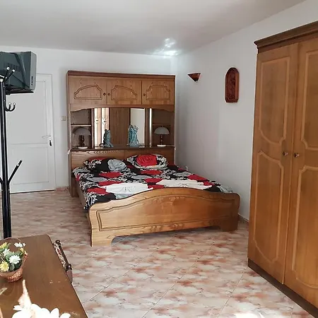 Guest Heaven نيسيبار